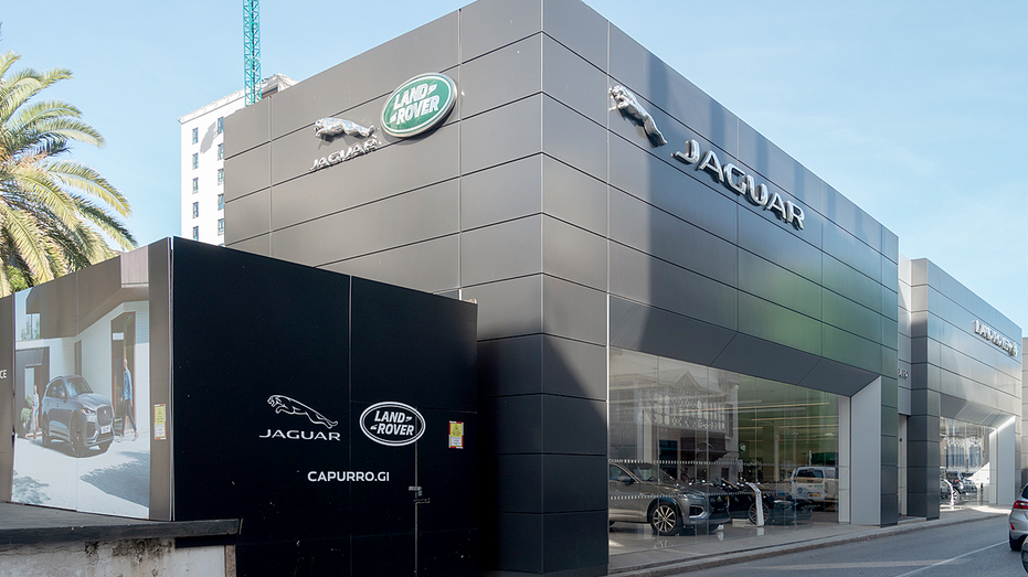 Jaguar Land Rover opens voluntary redundancy program in $2.3B cost-cutting drive