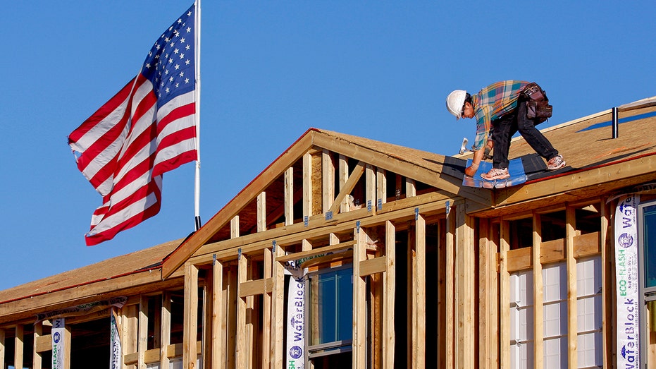 Housing market cools as price per square foot falls for 10th month