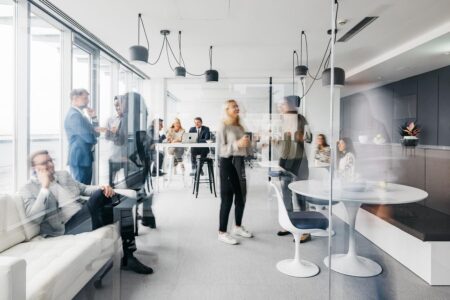 How Modern Workspaces Influence Workplace Conversations