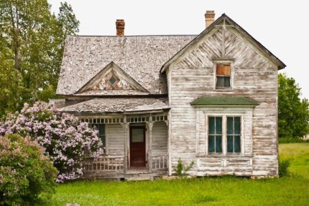 Why Fixer-Uppers Are Becoming A Bigger Financial Gamble In 2025