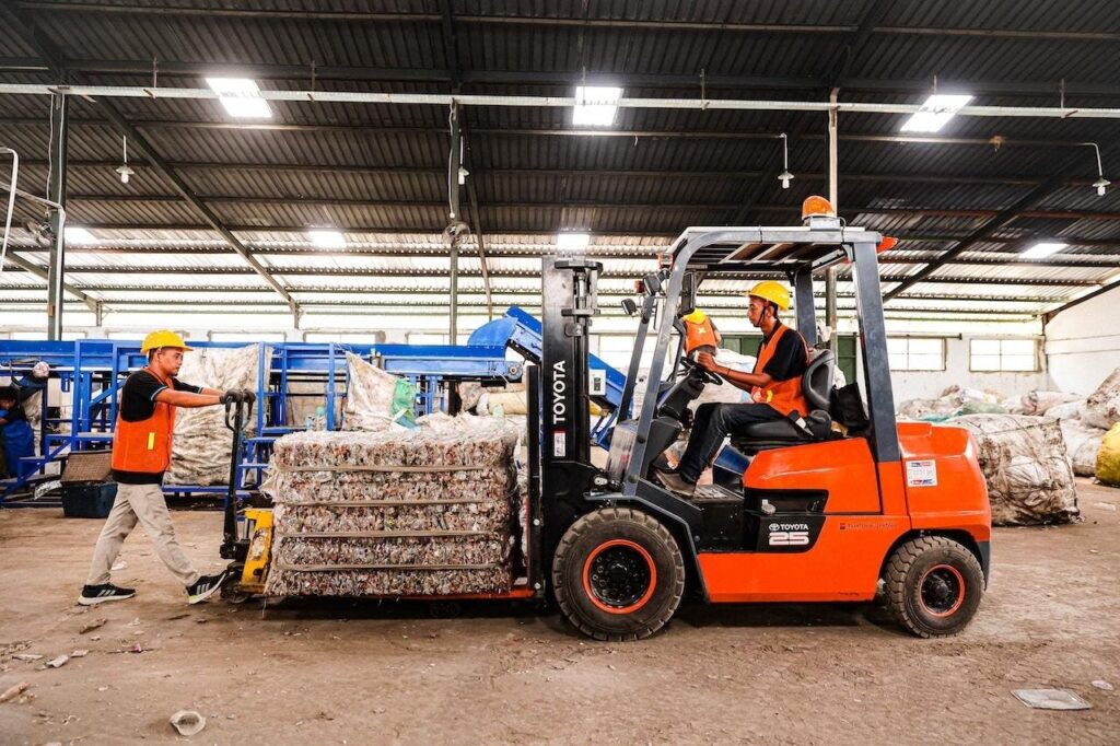 Kuok Scion, Tycoon Edwin Soeryadjaya Back Indonesian Waste Management Startup