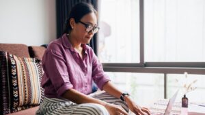 7 Actionable Steps To Start A Digital Products Small Business