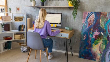 5 Top Side-Hustles For People With No Time For A Side-Hustle