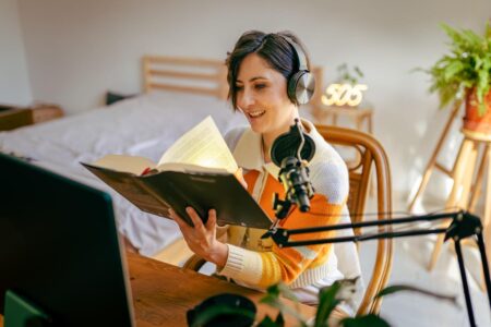 How Side Hustles Are Reshaping Work In 2025
