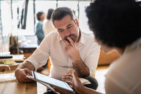 Why Small Business Owners Should Hire A Consultant