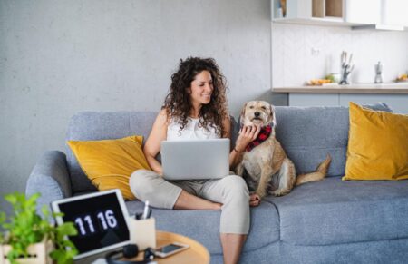 9 Well-Paid Side Hustles You Can Start This Weekend