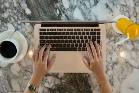 AI Agents Are Rewriting The Playbook For Upskilling In 2025